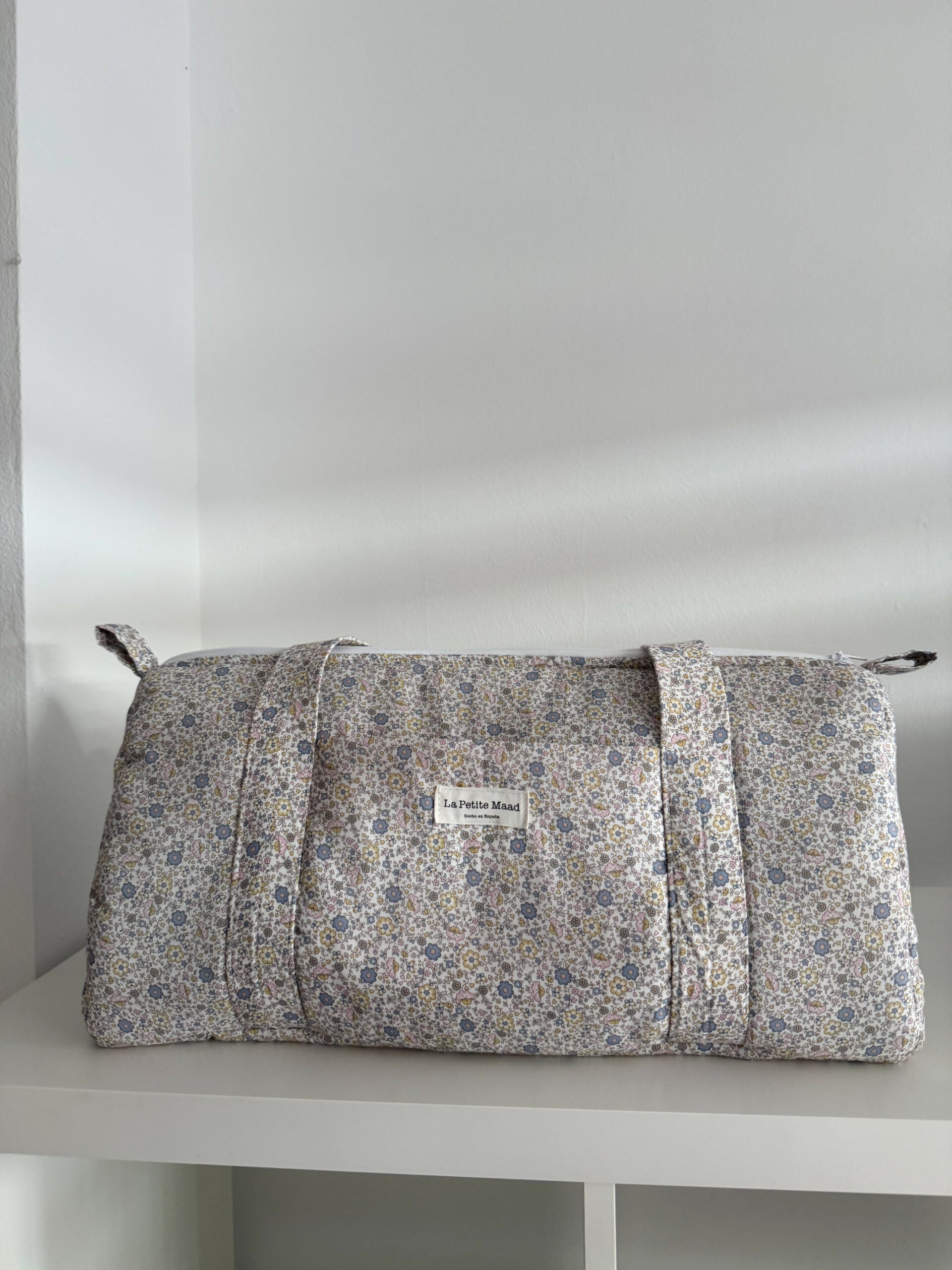 Bolsa de viaje flor gris nude