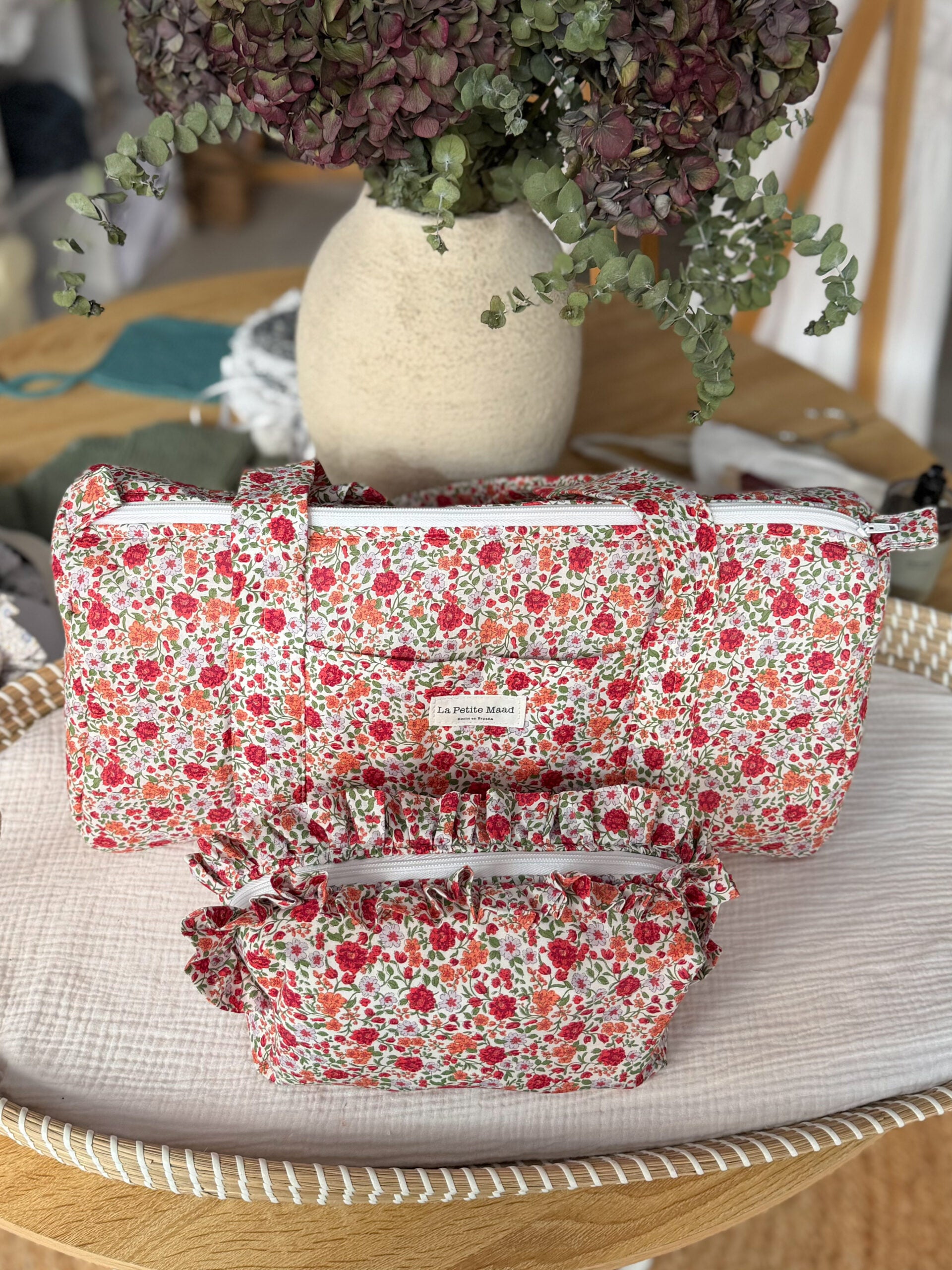 Bolsa de viaje flor roja