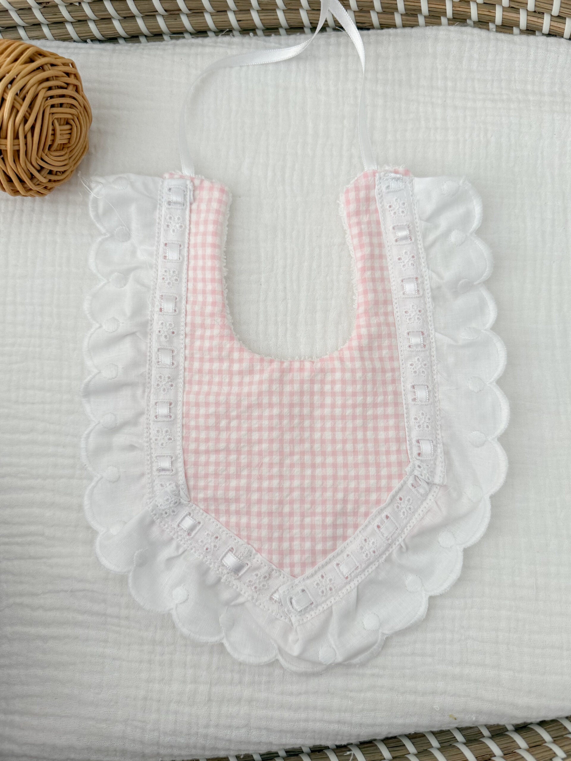Babero pipo vichy rosa