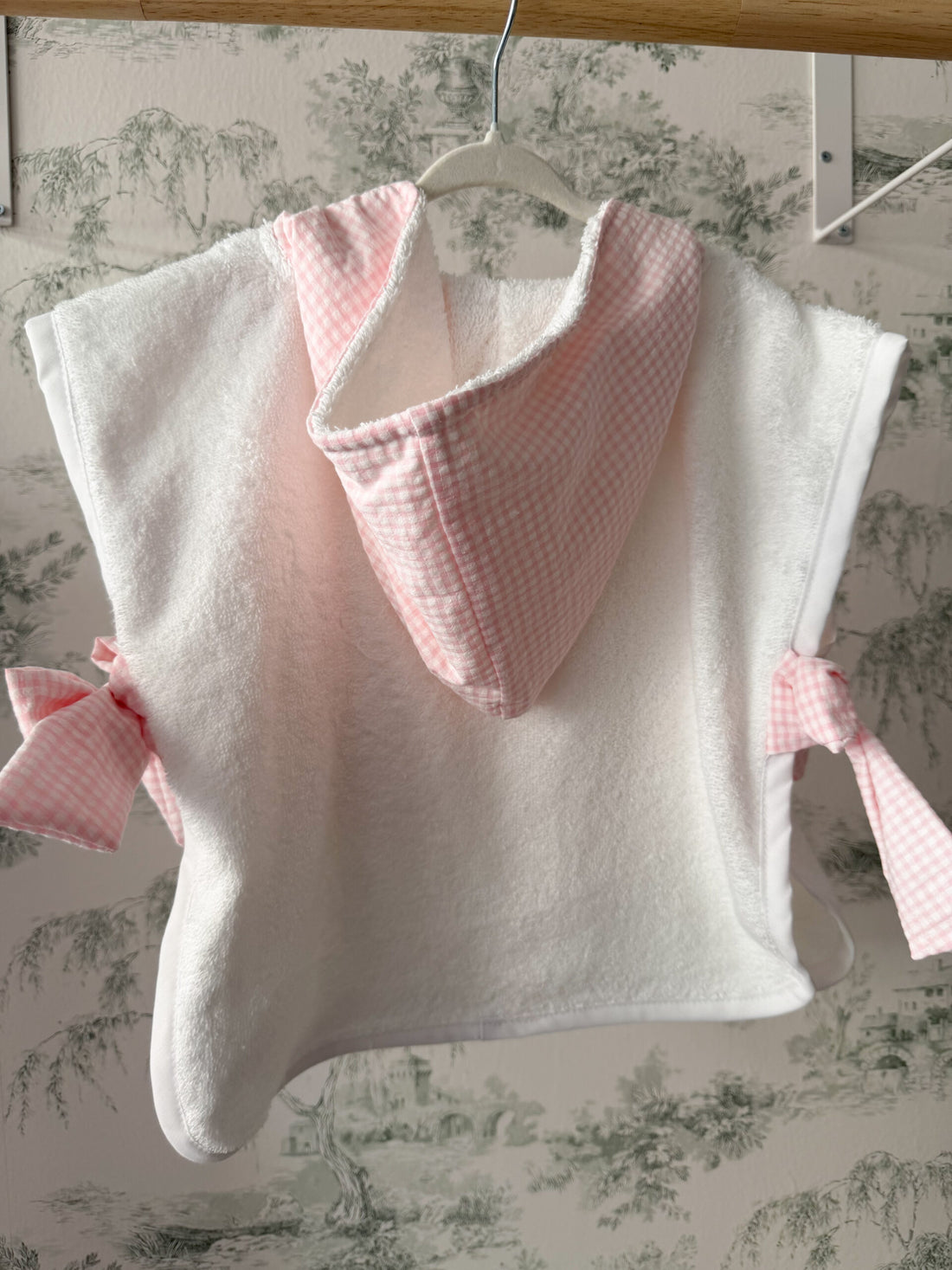 Poncho de playa vichy rosa