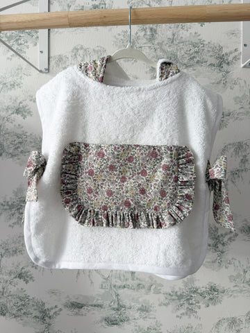 Poncho de playa flor olivia volante