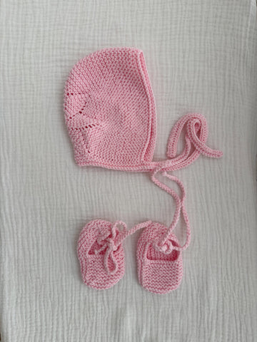Conjunto capota y patucos algodón rosa