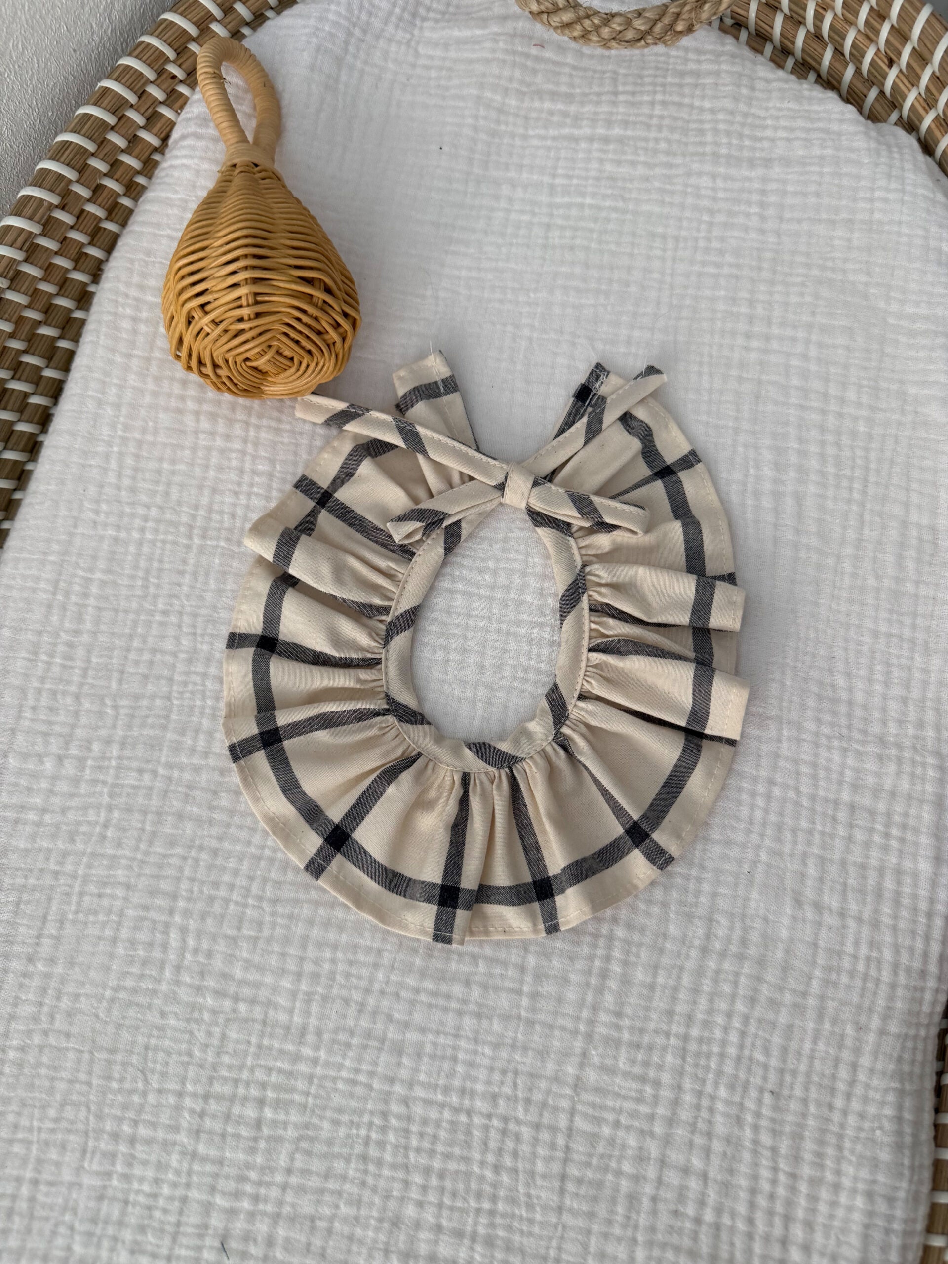 Cuello cuadros
