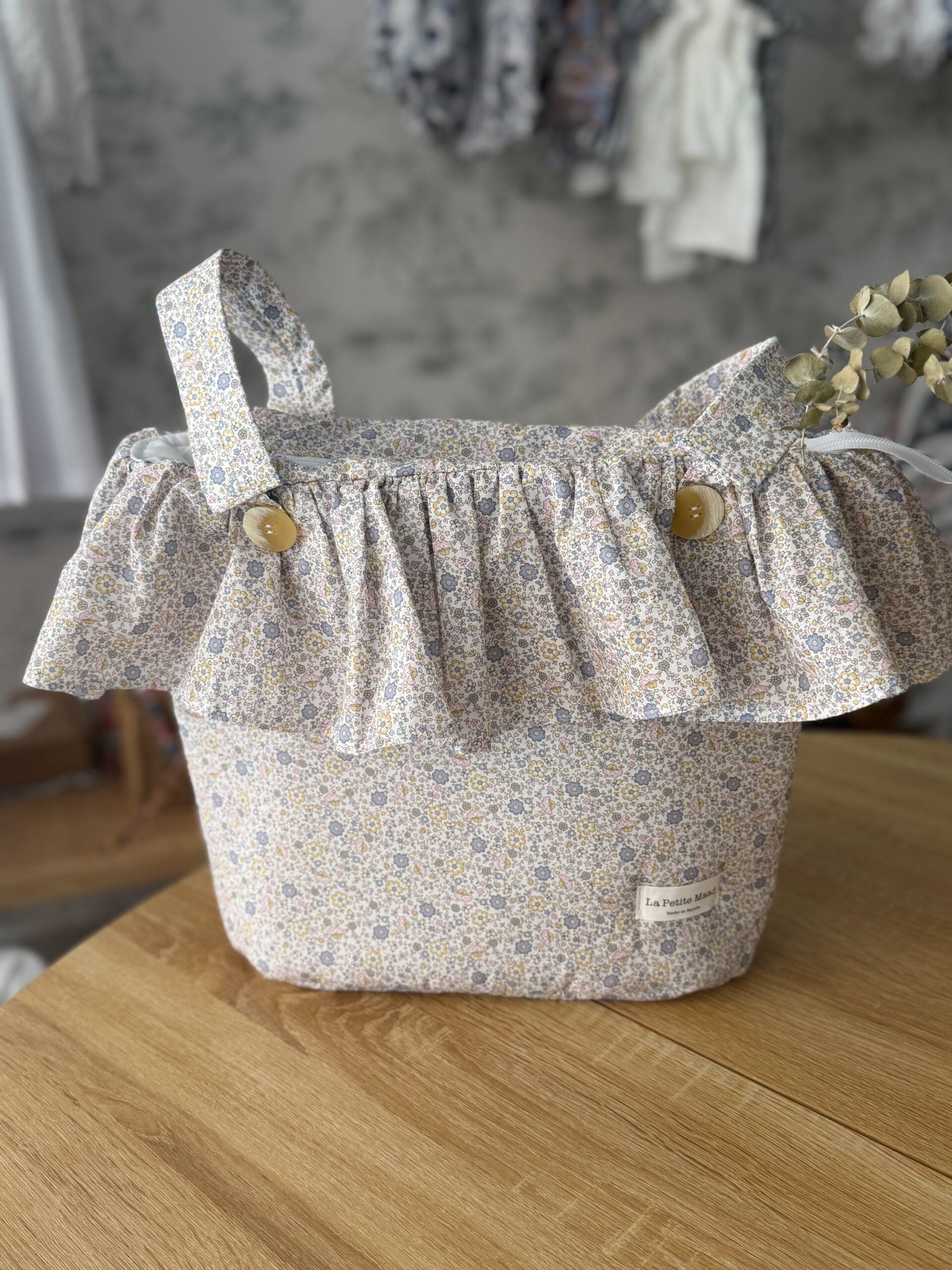 Bolso de carro flor gris nude