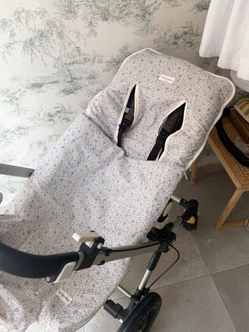 Saco universal para silla en flor gris nude