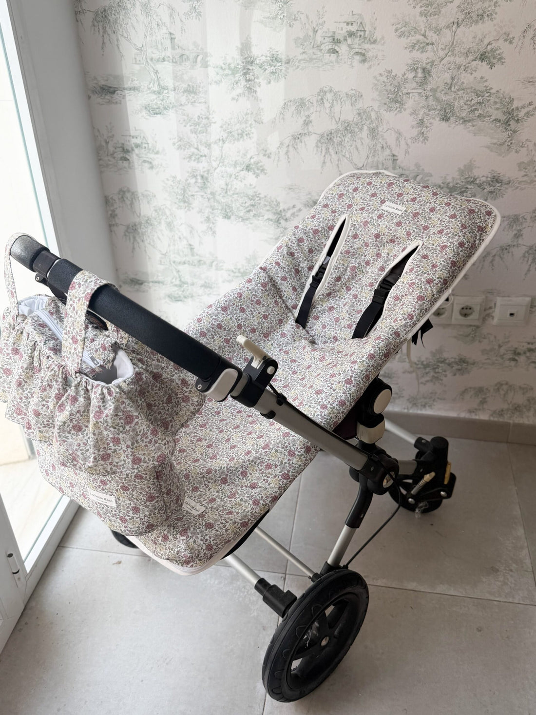 Saco universal para silla en flor Olivia