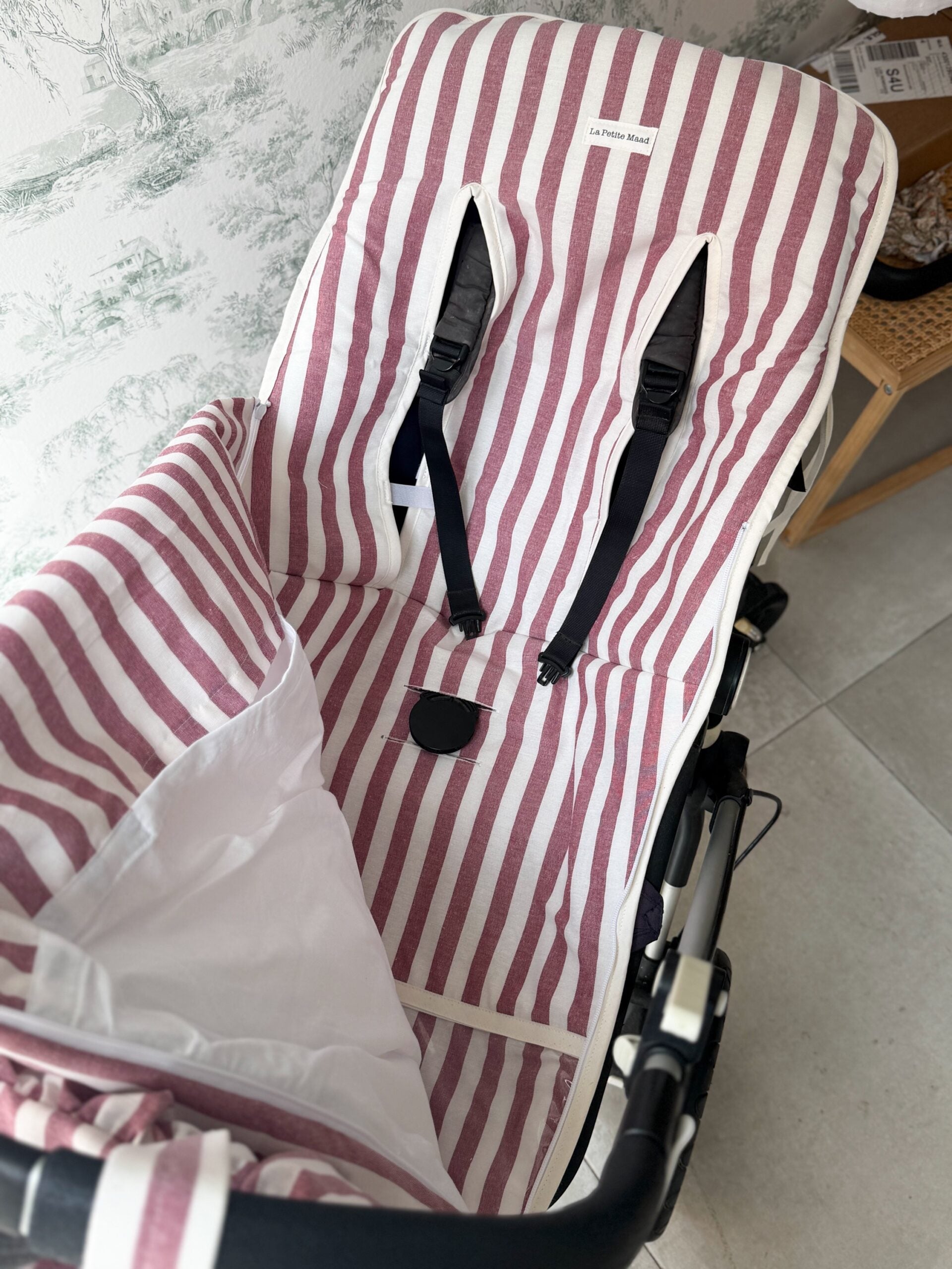 Saco universal para silla rayas borgoña