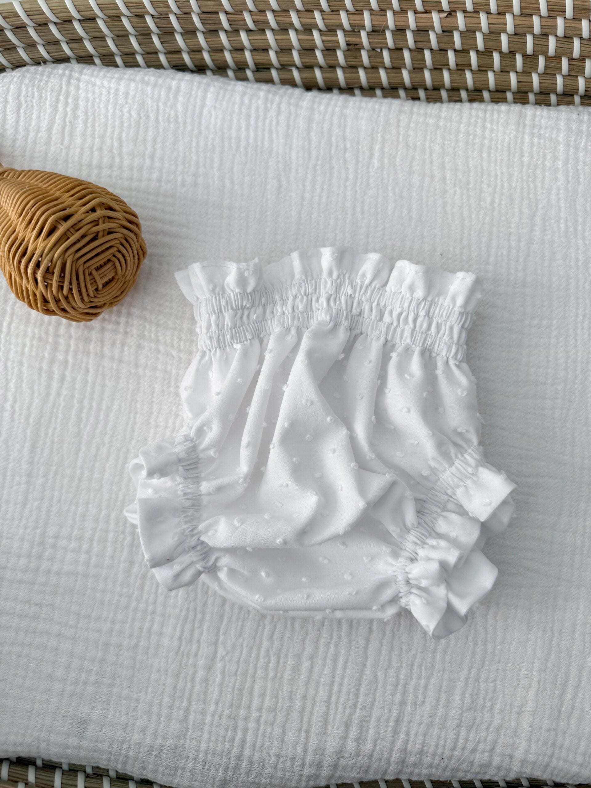 Cubrepañal plumeti blanco