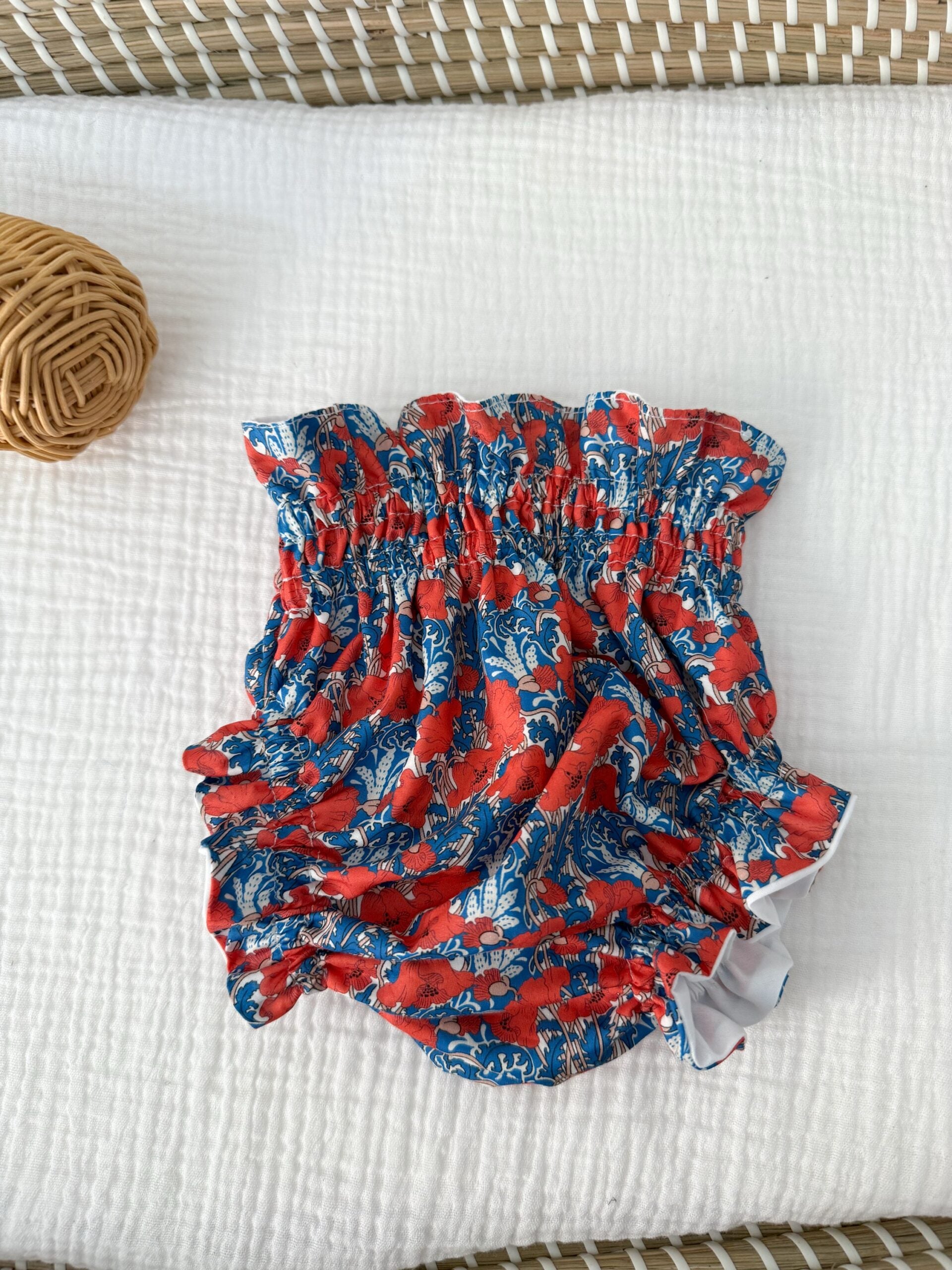 Cubrepañal liberty rojo y azul